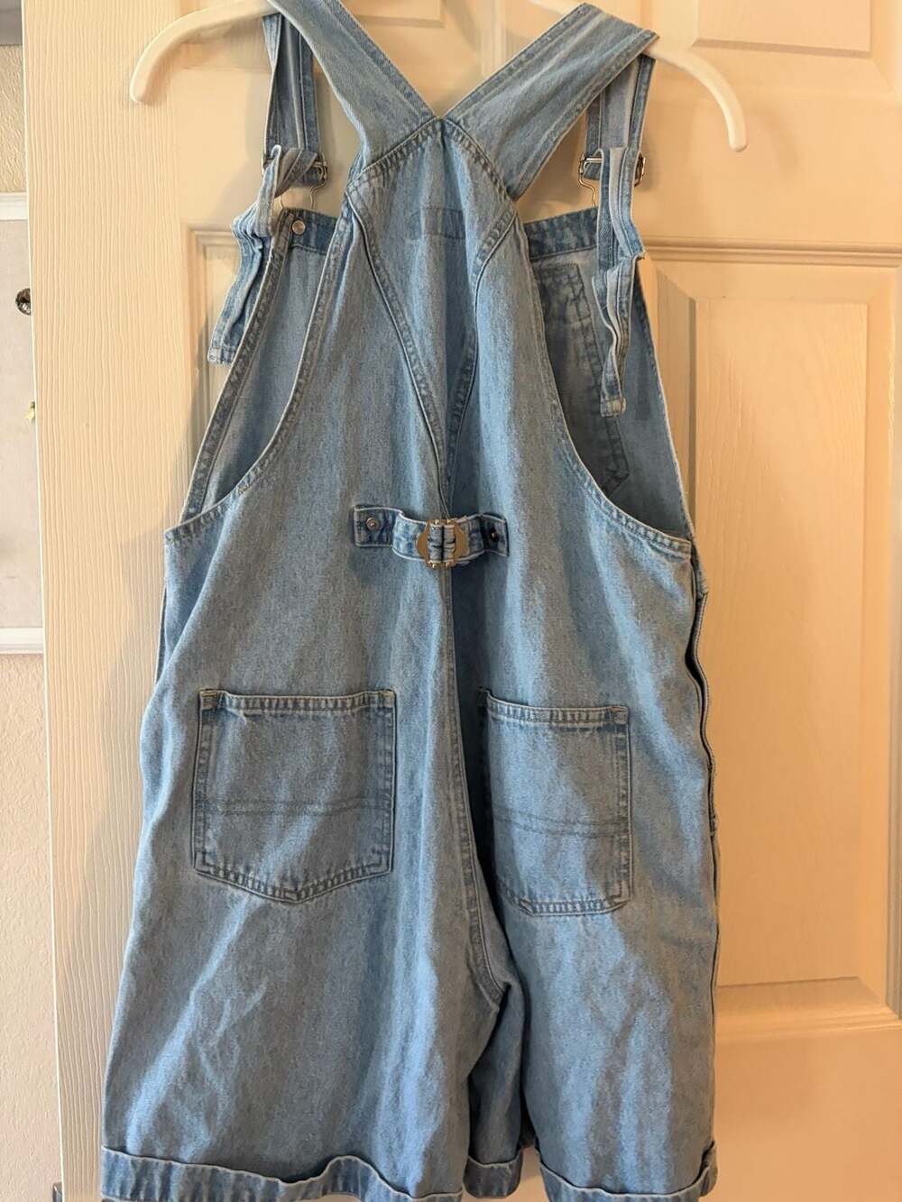 Just Blu Light Wash Denim Short Overalls with Zipper Pocket Size M - Picture 4 of 5